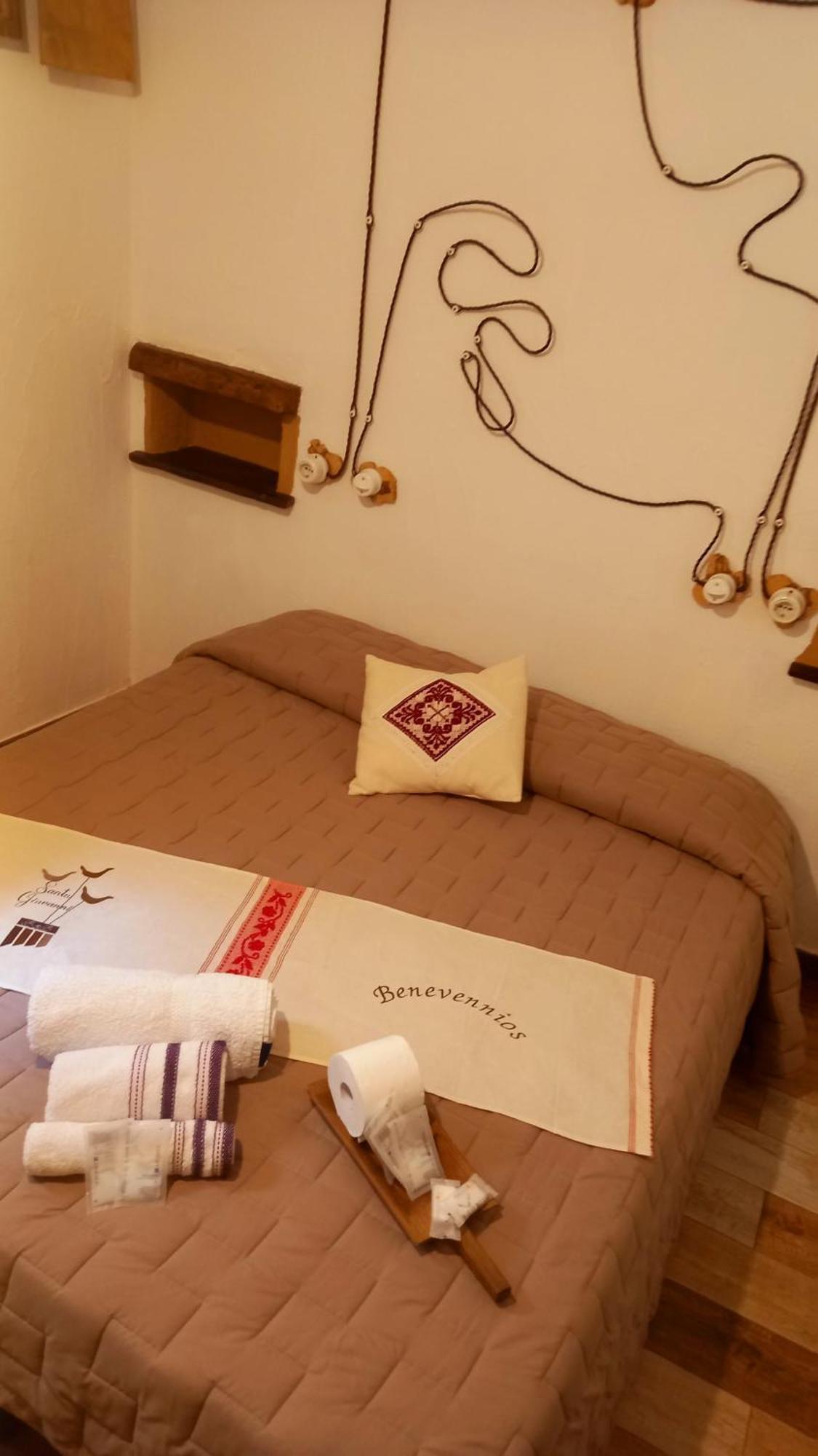 "B&B Santu Giuvanni" Fonni Bagian luar foto